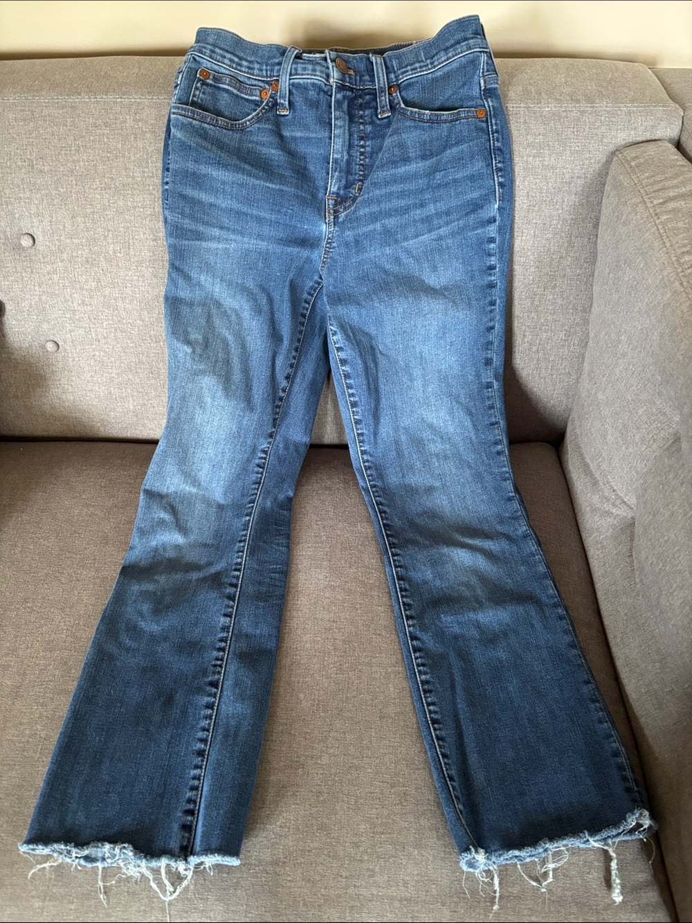 Madewell jeans Women's Size 0 25 Cali Demi-boot Preston Wash Raw-hem Frayed-hem
